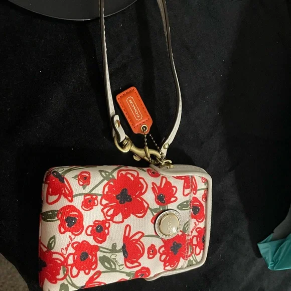 Coach Floral poppy Phone Wristlet - Picture 6 of 6